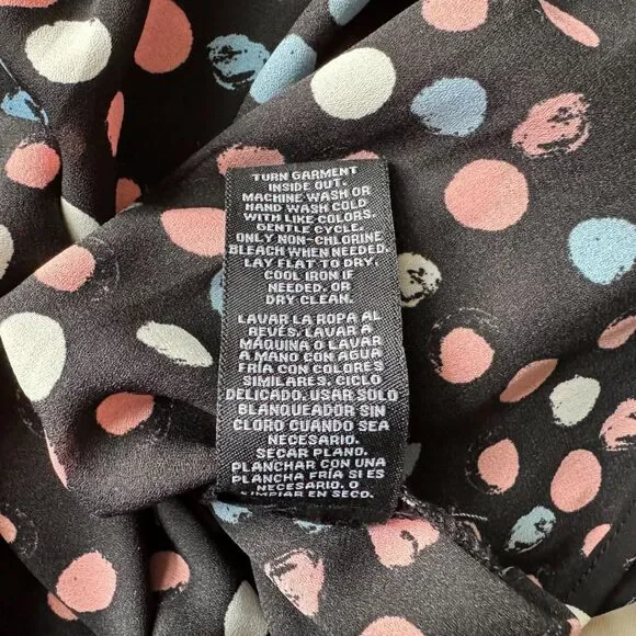 Zac & Rachel Top Sz M Black Multicolor Print Henley Roll Up Sleeves - Picture 6 of 6